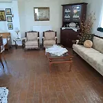 Misty Mountain Hideaway Apartmán